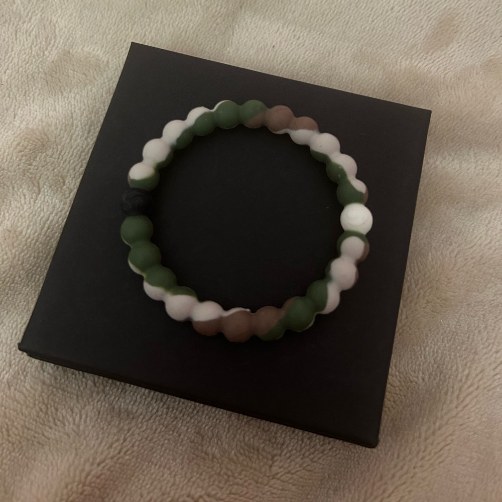 Camoflauge World Wildlife Foundation Lokai Bracelet